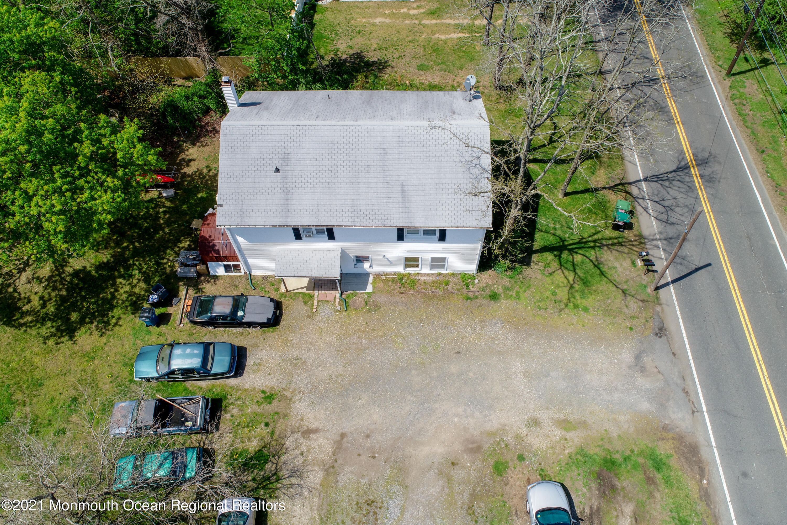 511 Squankum Yellowbrook Road Farmingdale, NJ 07727 - Photo 17 of 27 19