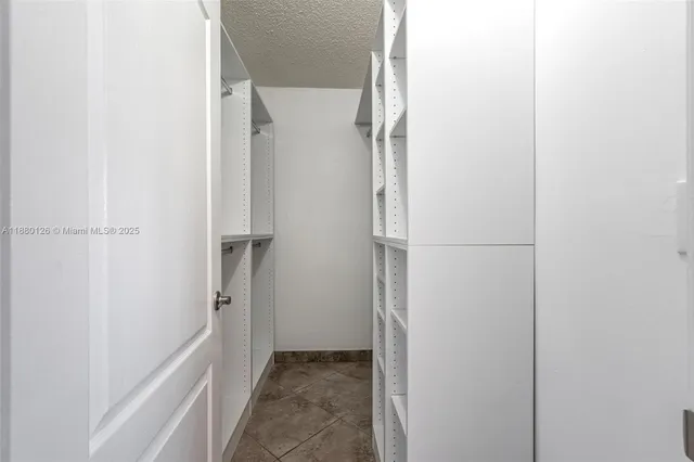 $3,200 | 2236 West 74th Place, Unit 9C, Hialeah, FL 33016