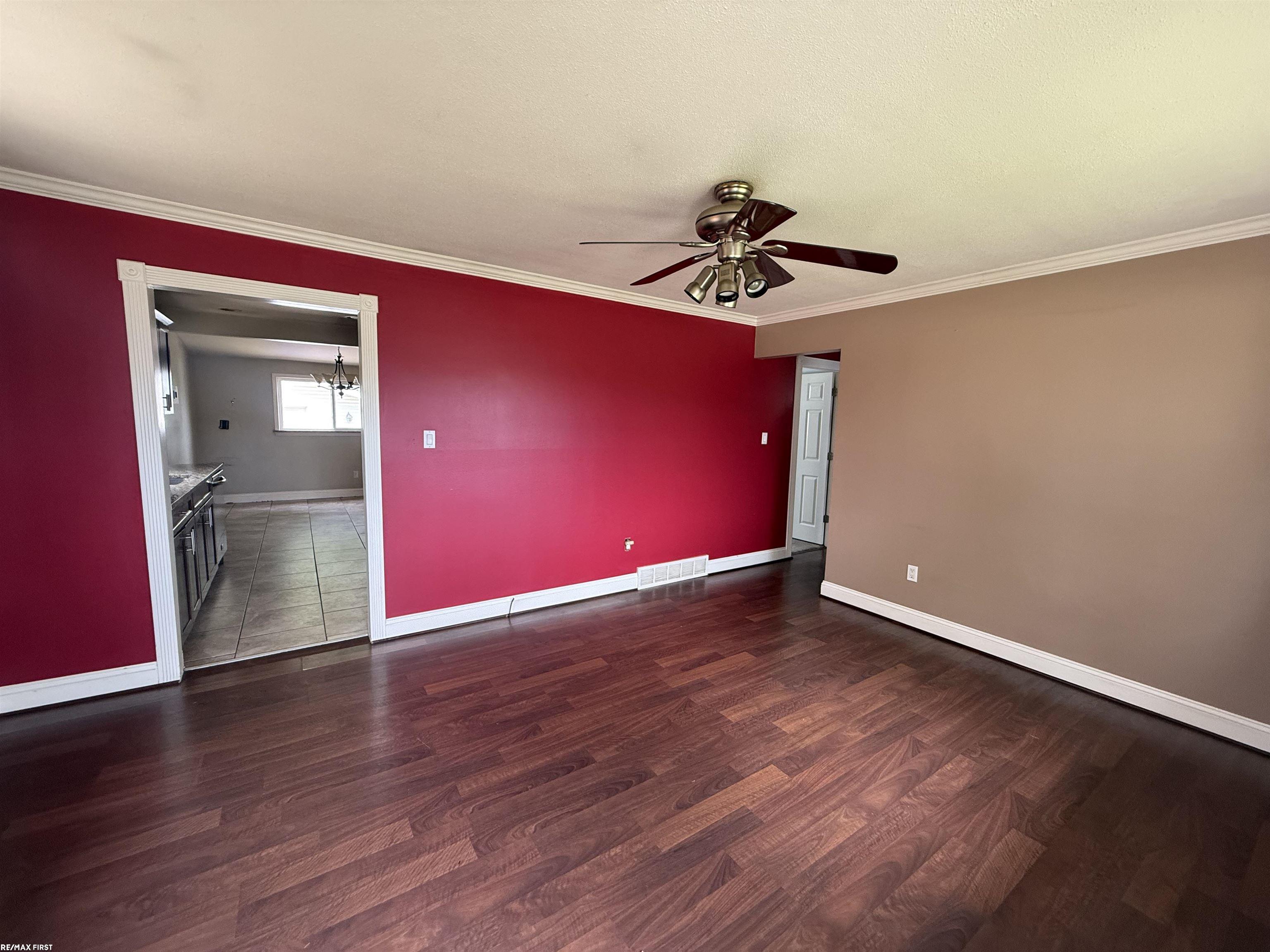 17851 Rainbow Road Fraser, MI 48026 - Photo 10 of 26