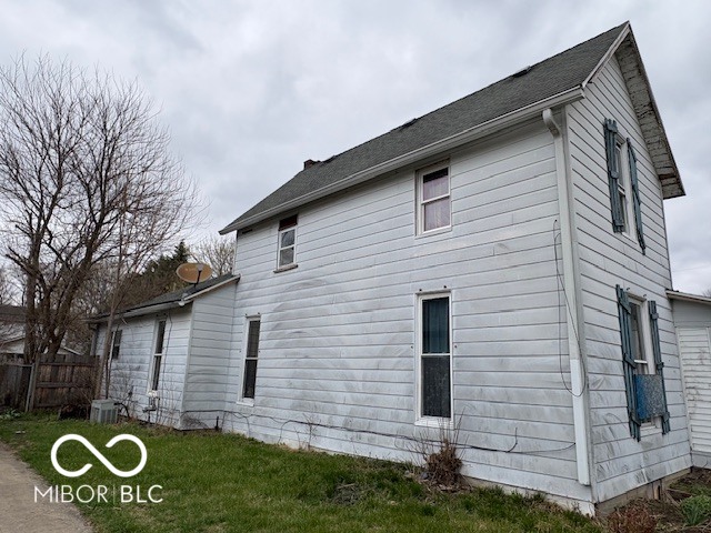 1208 West 3rd Street Anderson, IN 46016 - Photo 2 of 17
