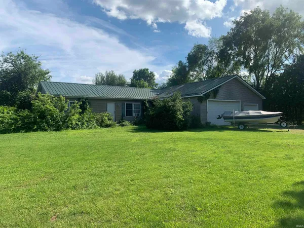 $210,000 | 18406 County Road 102, Bristol, IN 46507