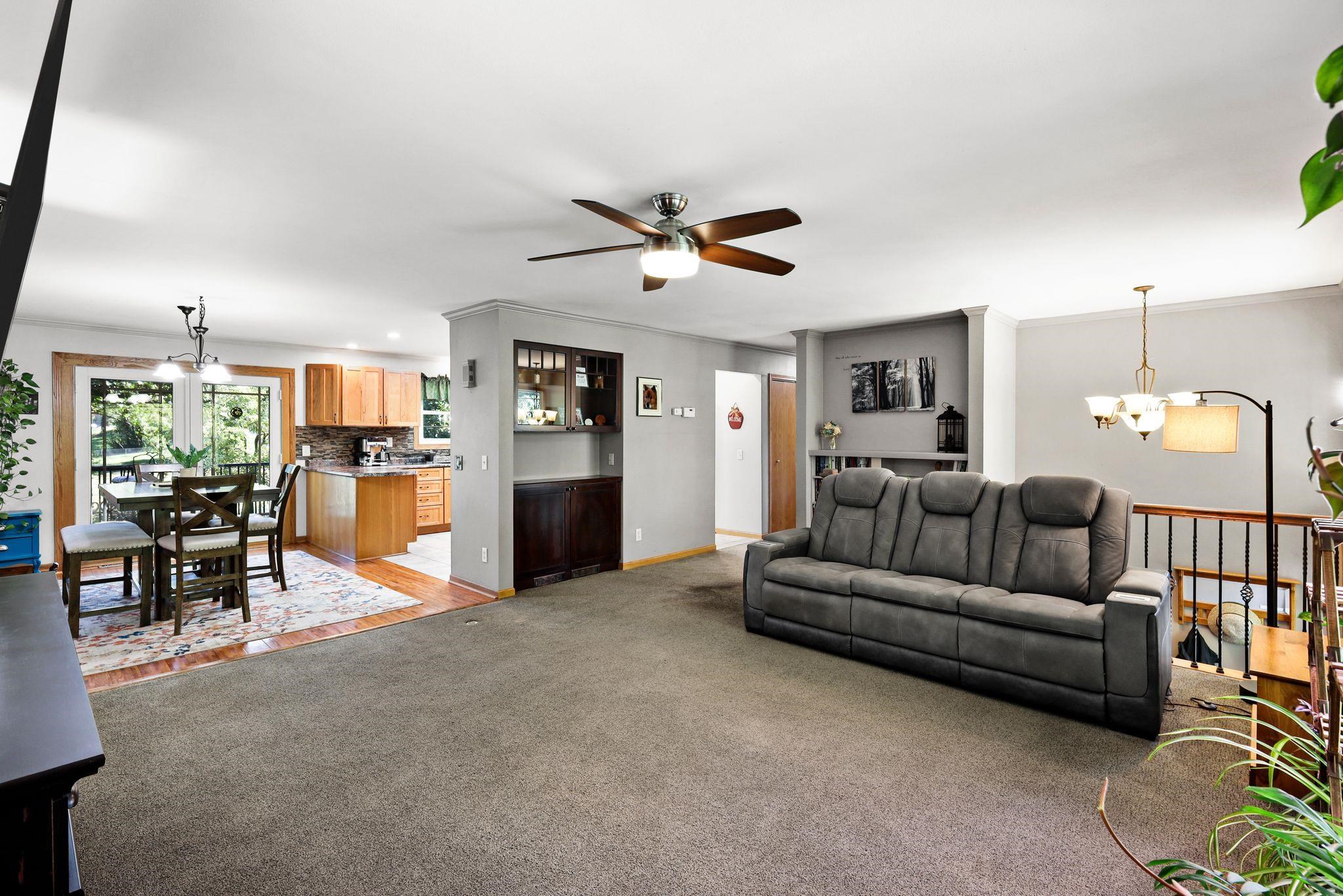 6156 Barman Road Waunakee, WI 53597 - Photo 5 of 45 Gallery Image 5