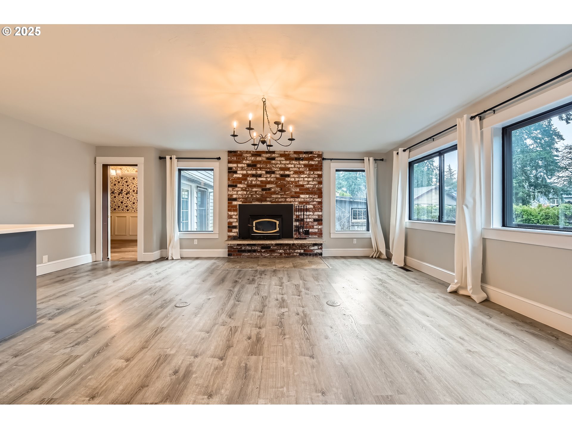 5417 Southwest Garden Home Road Portland, OR 97219 - Photo 6 of 48 Gallery Image 6