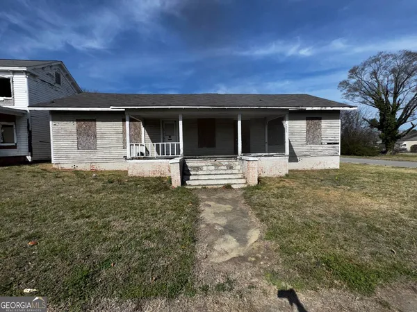 $35,000 | 201 Jackson Street, Roanoke Rapids, NC 27870