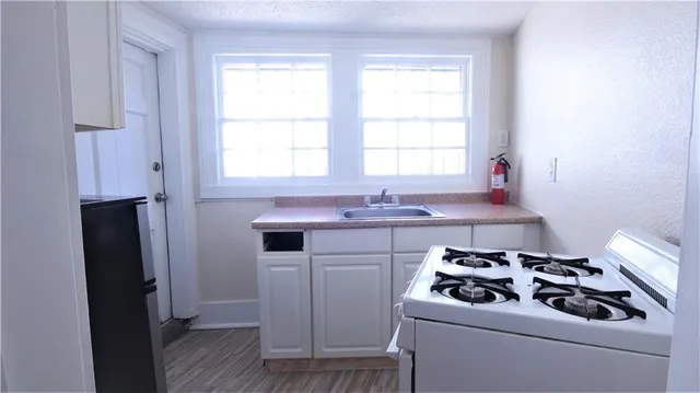 $875 | 7215 South Claiborne Avenue, Unit D, New Orleans, LA 70125