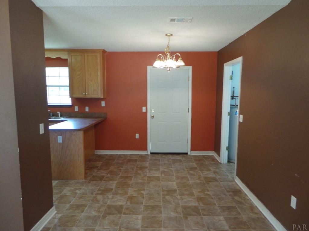 6473 Da Lisa Road Milton, FL 32583 - Photo 6 of 16 Gallery Image 6