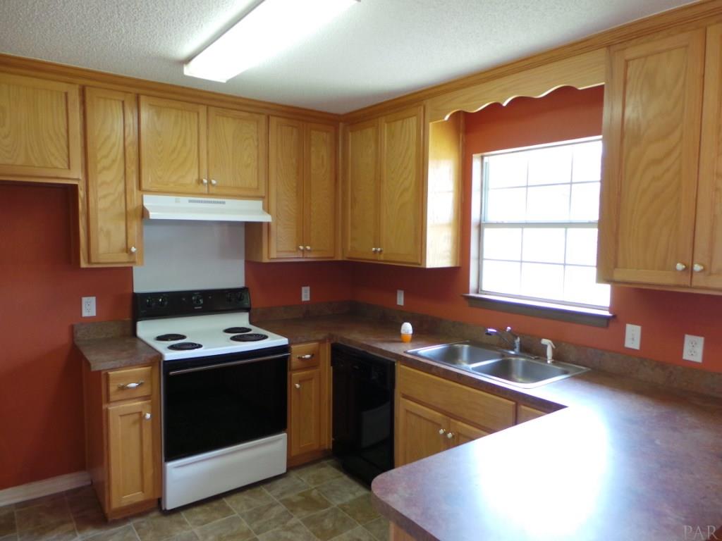6473 Da Lisa Road Milton, FL 32583 - Photo 7 of 16 Gallery Image 7