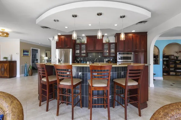 $7,000 | 1925 Coral Gardens Drive, Wilton Manors, FL 33306