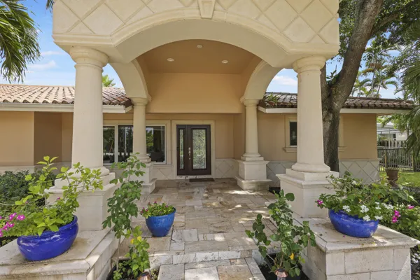 $7,000 | 1925 Coral Gardens Drive, Wilton Manors, FL 33306