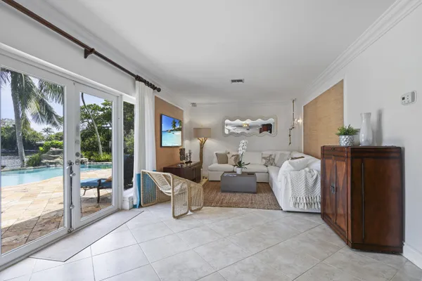 $7,000 | 1925 Coral Gardens Drive, Wilton Manors, FL 33306