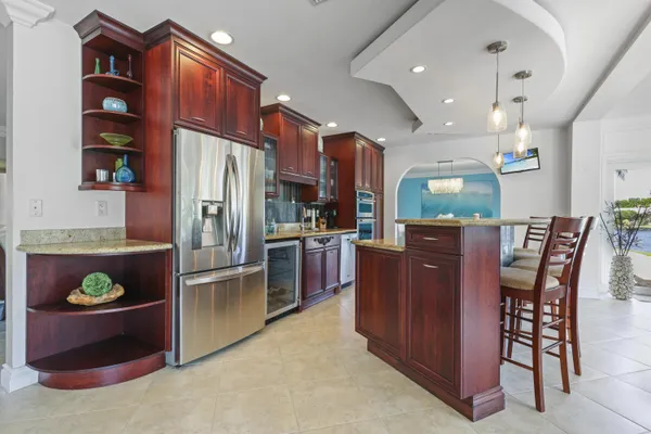 $7,000 | 1925 Coral Gardens Drive, Wilton Manors, FL 33306