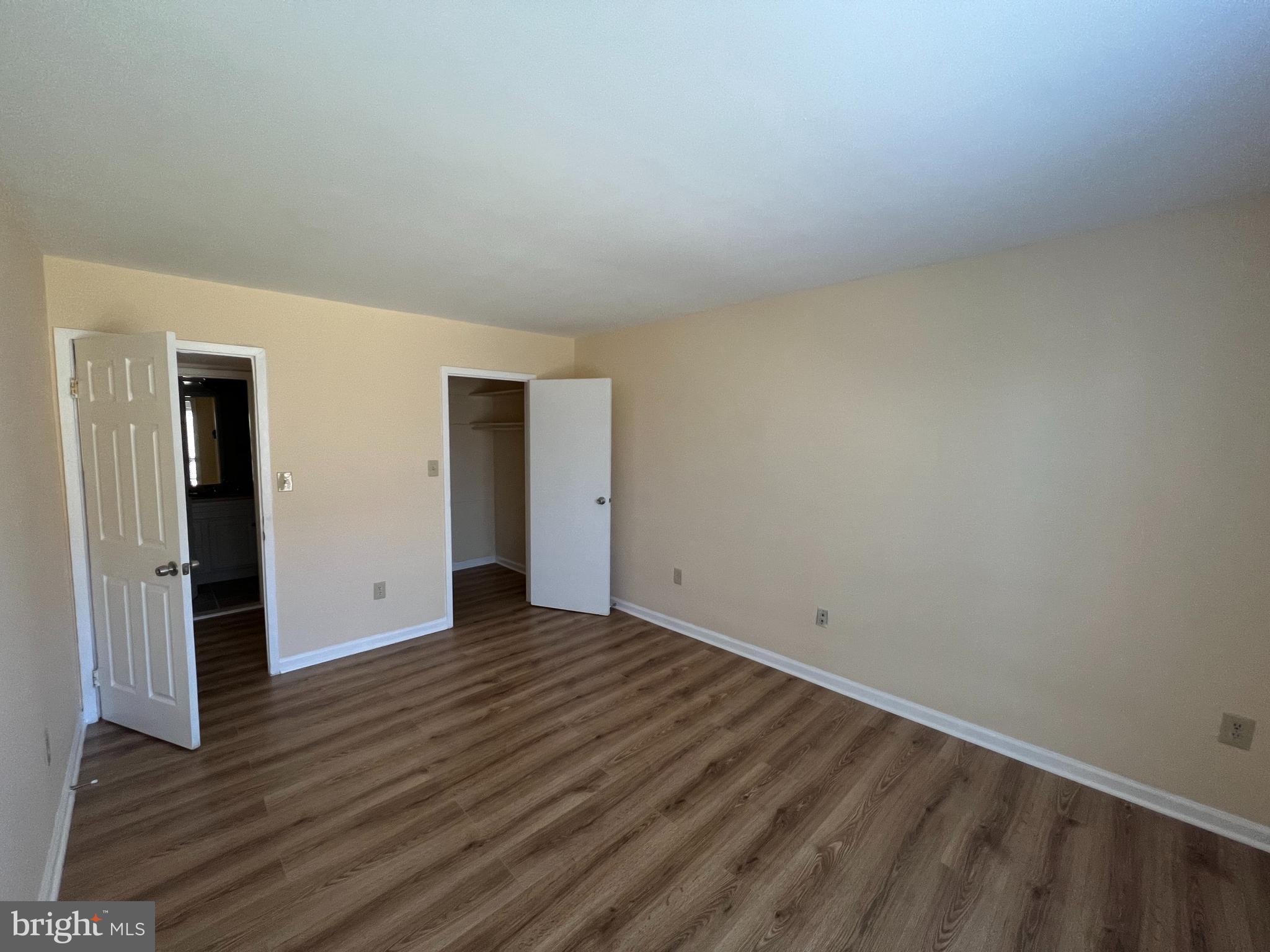 8451 Greenbelt Road, Unit 8451202 Greenbelt, MD 20770 - Photo 6 of 10 Bedroom