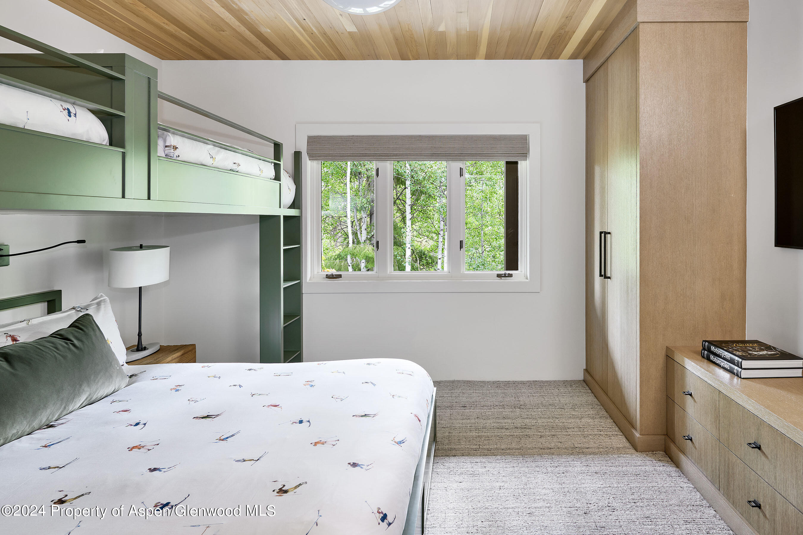 1271 Ute Avenue Aspen, CO 81611 - Photo 16 of 55 1271Ute_Summer_20_WEB