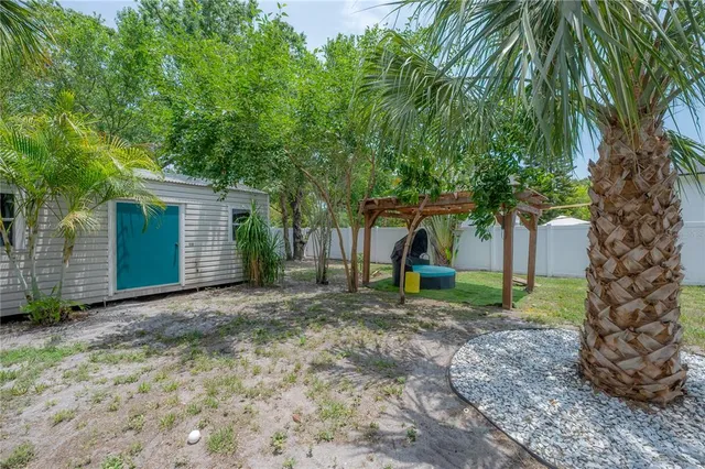 $2,900 | 1010 East Curtis Street, Tampa, FL 33603