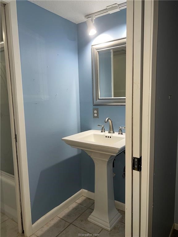 321 East Main Street Brenham, TX 77833 - Photo 14 of 28