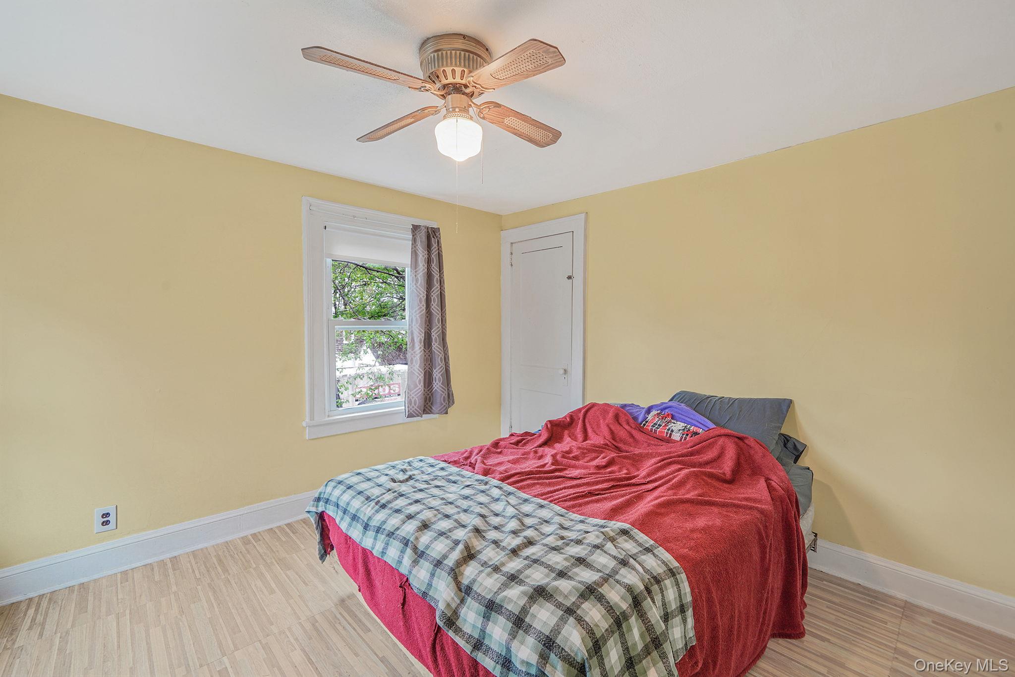 44 Redmond Avenue Bay Shore, NY 11706 - Photo 13 of 20 Bedroom
