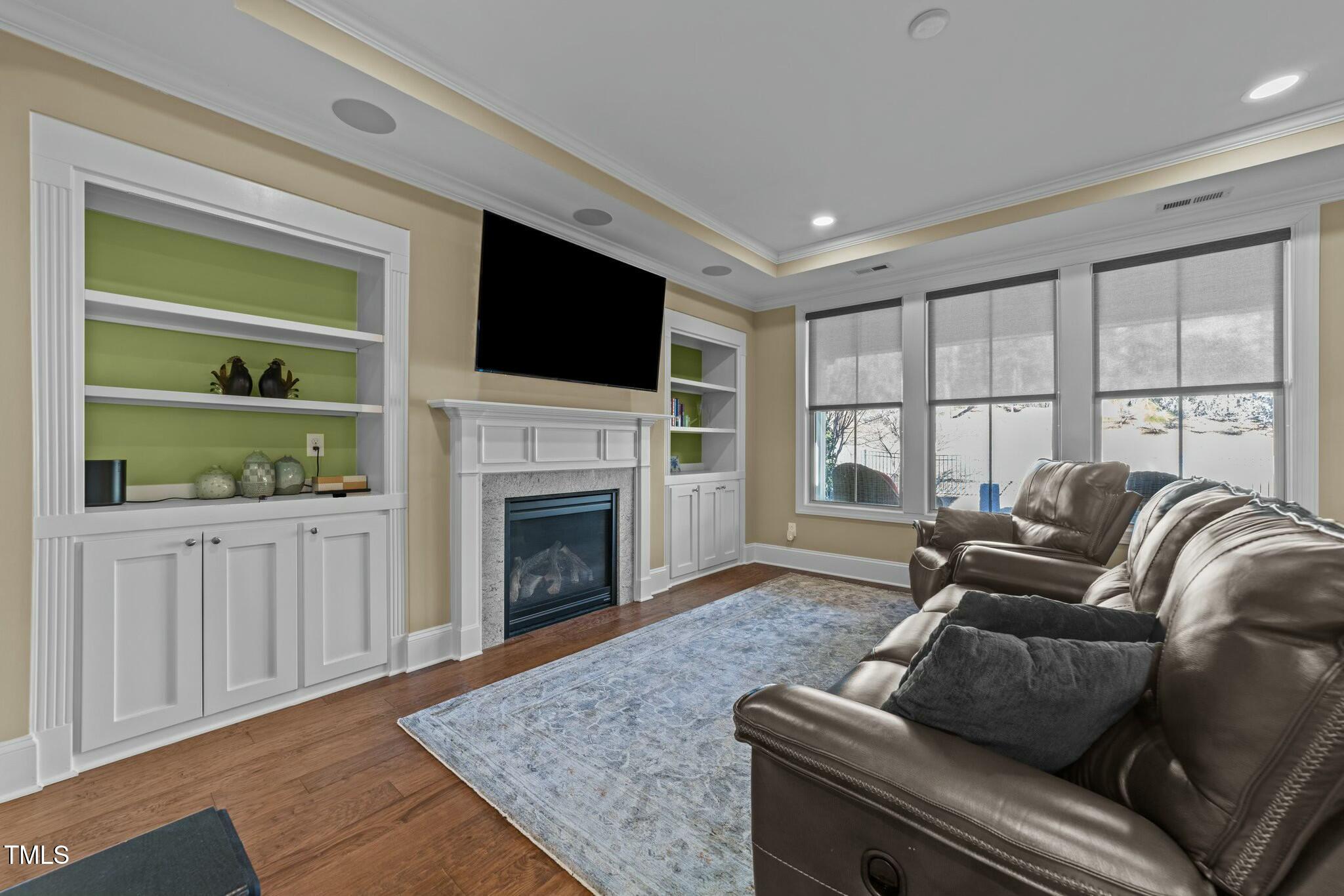 4033 Periwinkle Blue Lane Raleigh, NC 27612 - Photo 8 of 34 Family Room