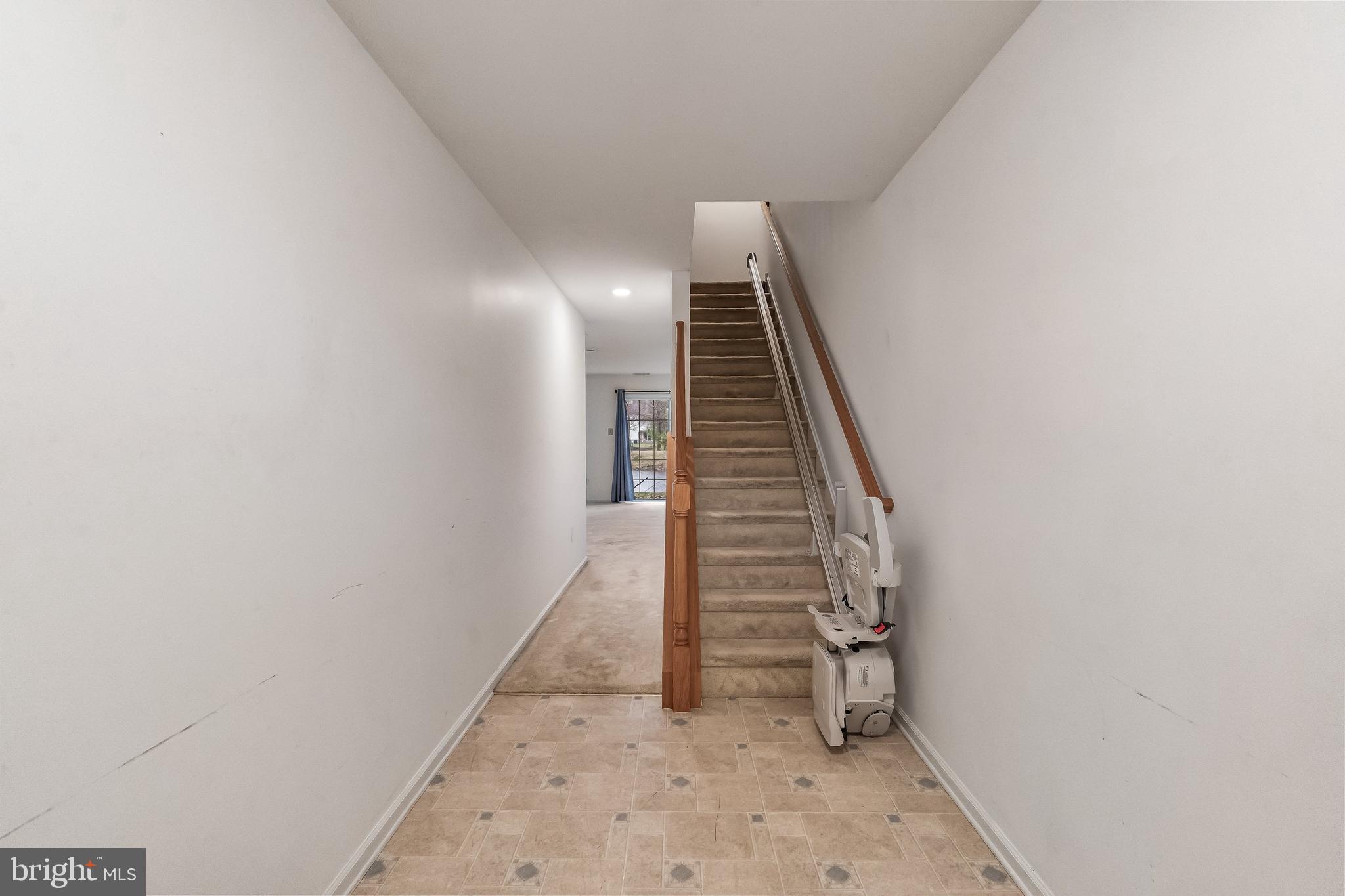 6304 Riverfront Drive Palmyra, NJ 08065 - Photo 3 of 31