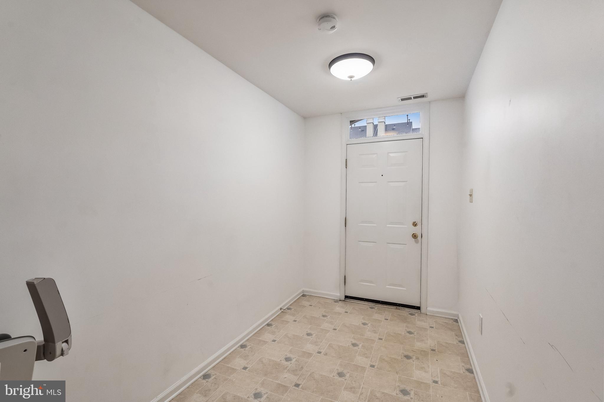 6304 Riverfront Drive Palmyra, NJ 08065 - Photo 8 of 31