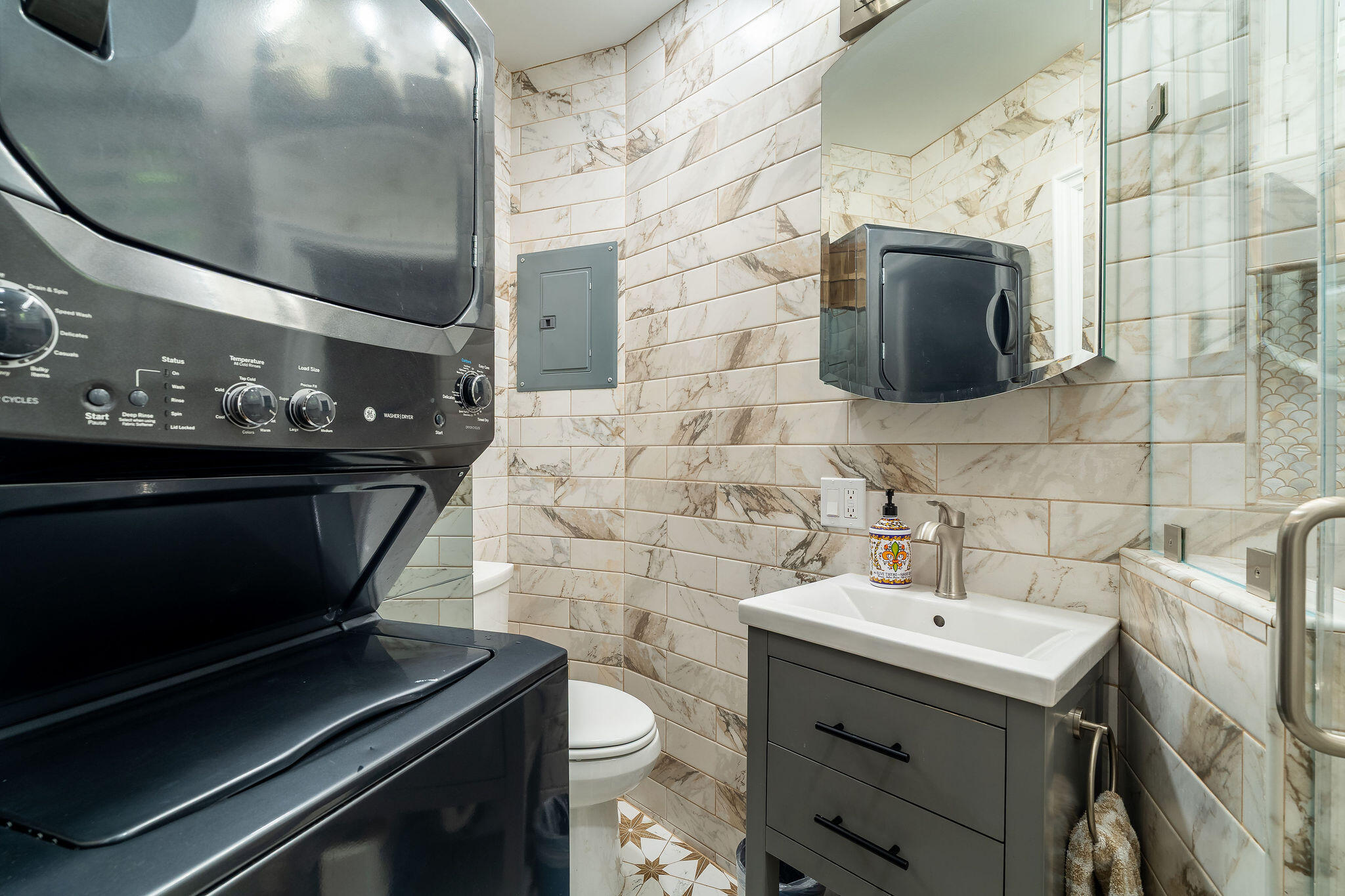 55599 Encino Road Idyllwild, CA 92549 - Photo 10 of 66 a bathroom with a sink and a mirror