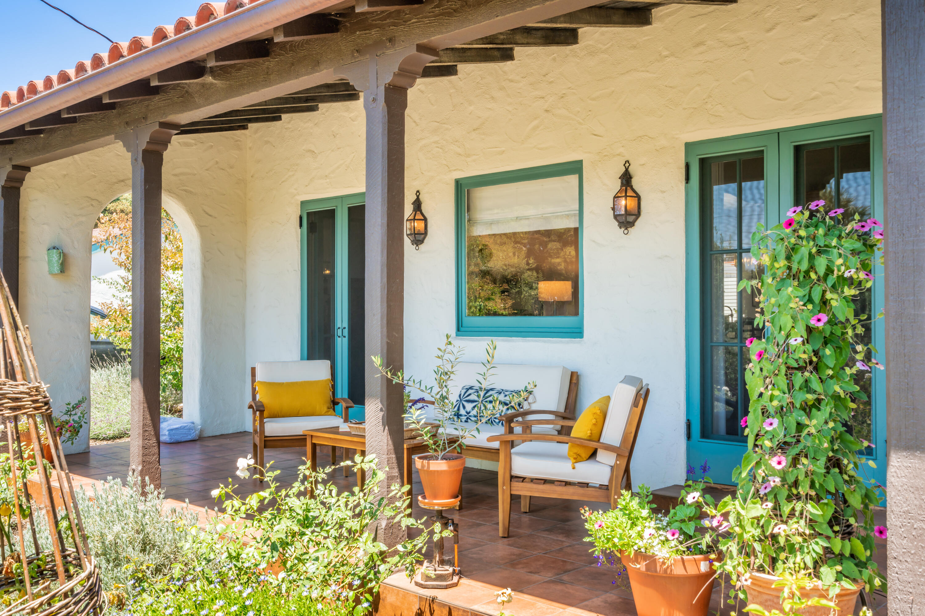 2328 State Street Santa Barbara, CA 93105 - Photo 2 of 22 State BB-4