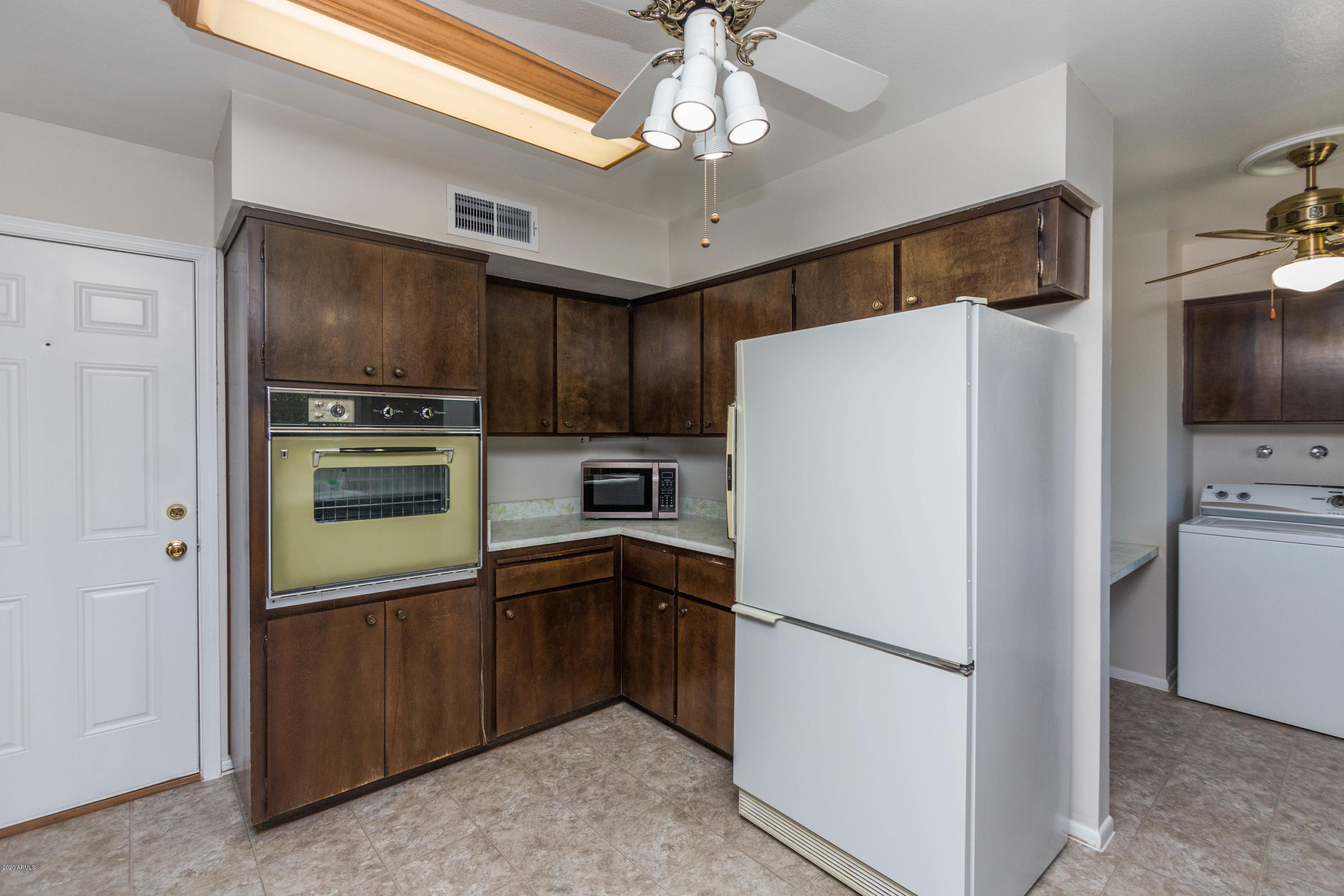 4042 West Hatcher Road Phoenix, AZ 85051 - Photo 16 of 31 DS00266 (16 of 32)