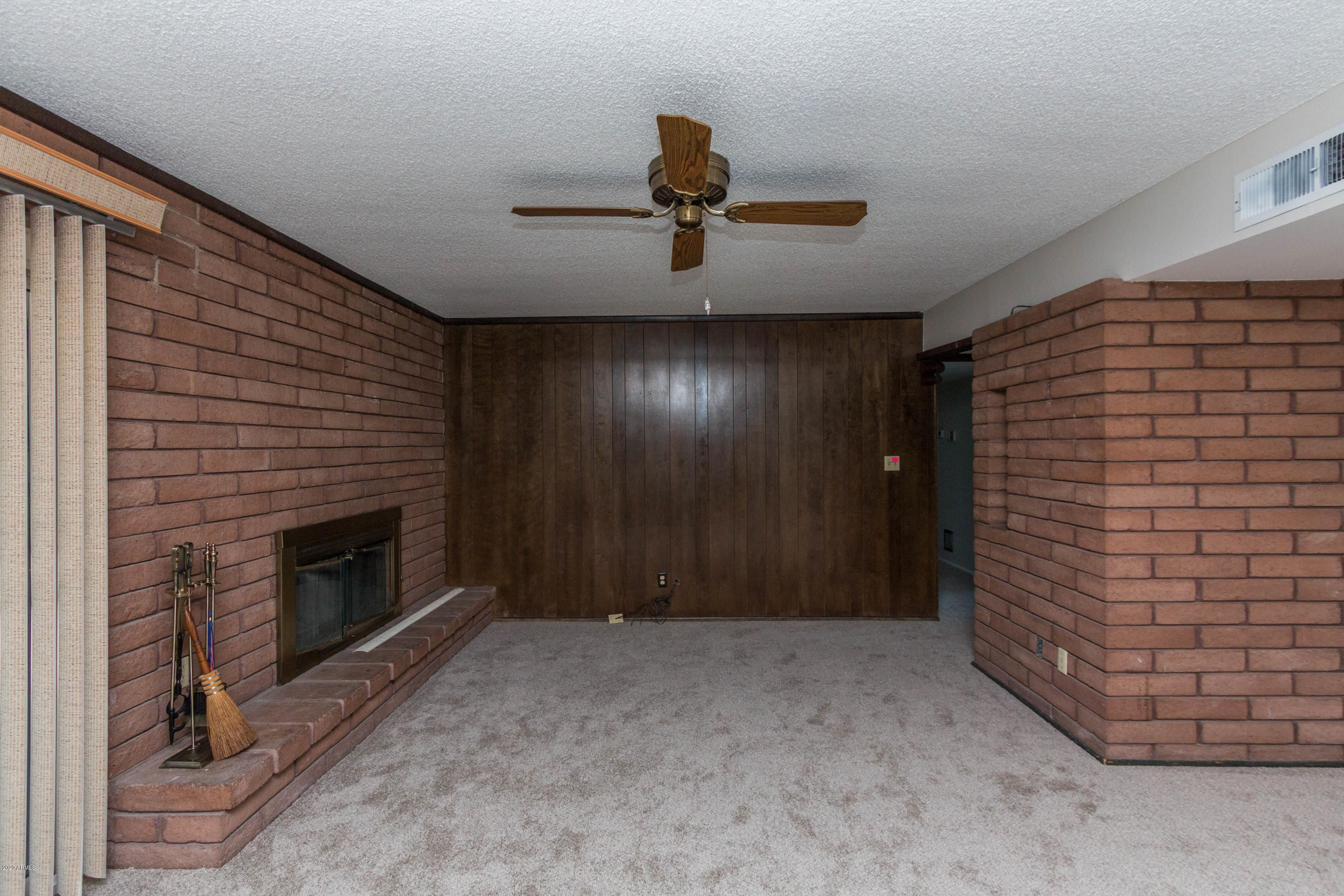 4042 West Hatcher Road Phoenix, AZ 85051 - Photo 9 of 31 DS00266 (9 of 32)