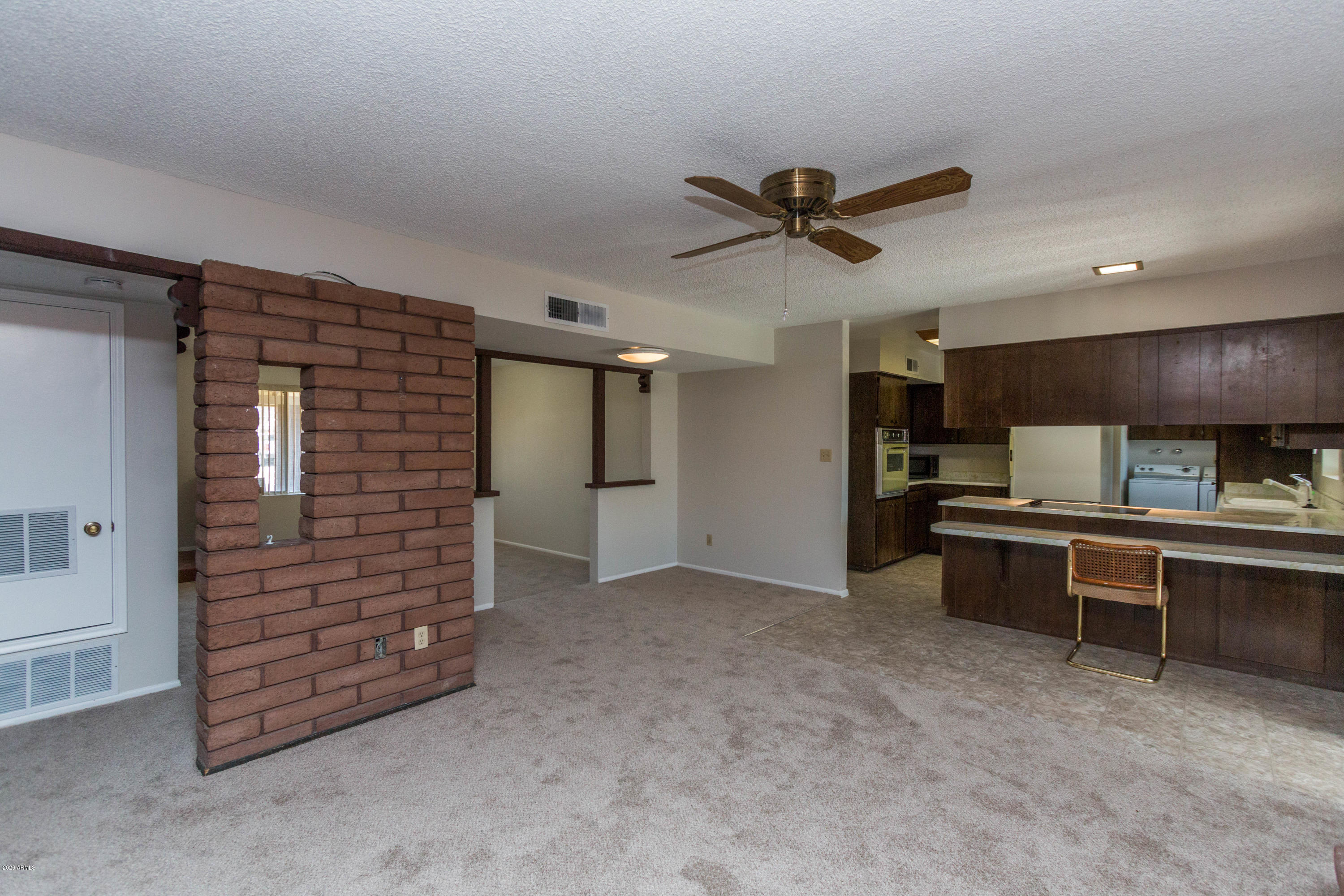 4042 West Hatcher Road Phoenix, AZ 85051 - Photo 10 of 31 DS00266 (10 of 32)