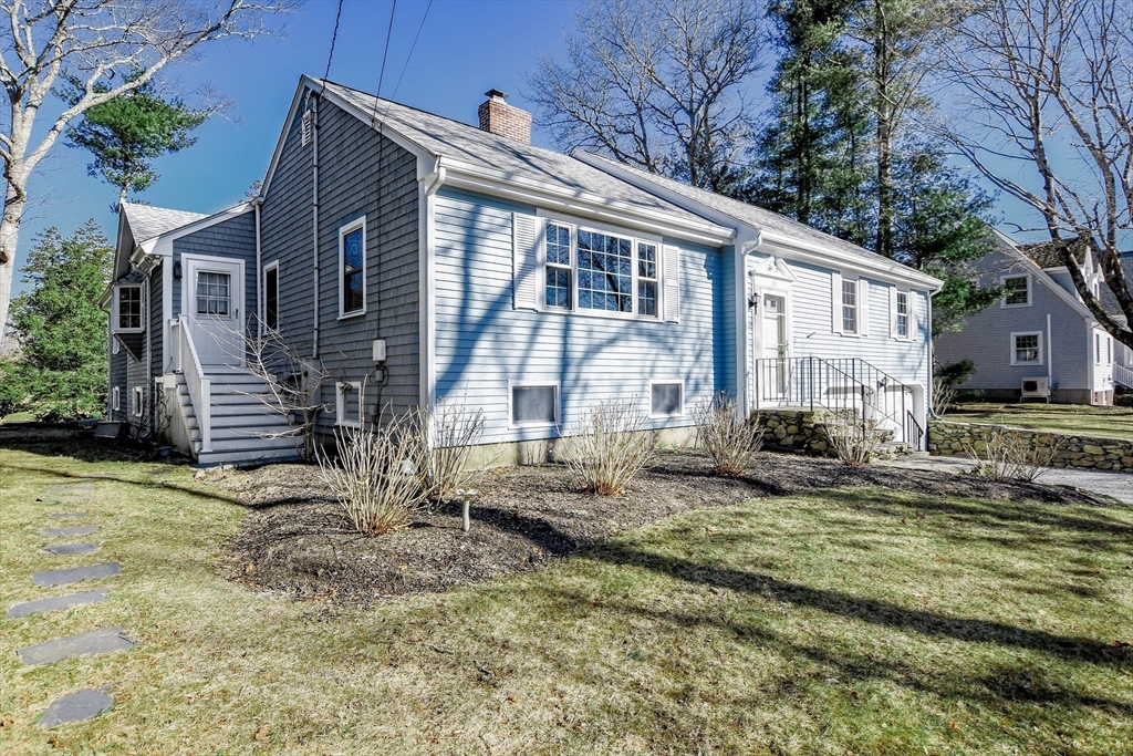15 Zora Road Marion, MA 02738 - Photo 7 of 42 a view of a house with a yard