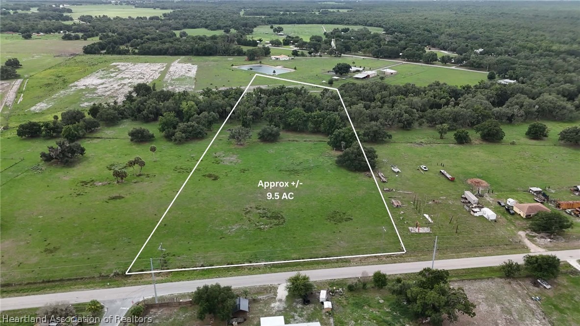 Griffin Road Wauchula, FL 33873 - Photo 1 of 17 a view of a tennis court