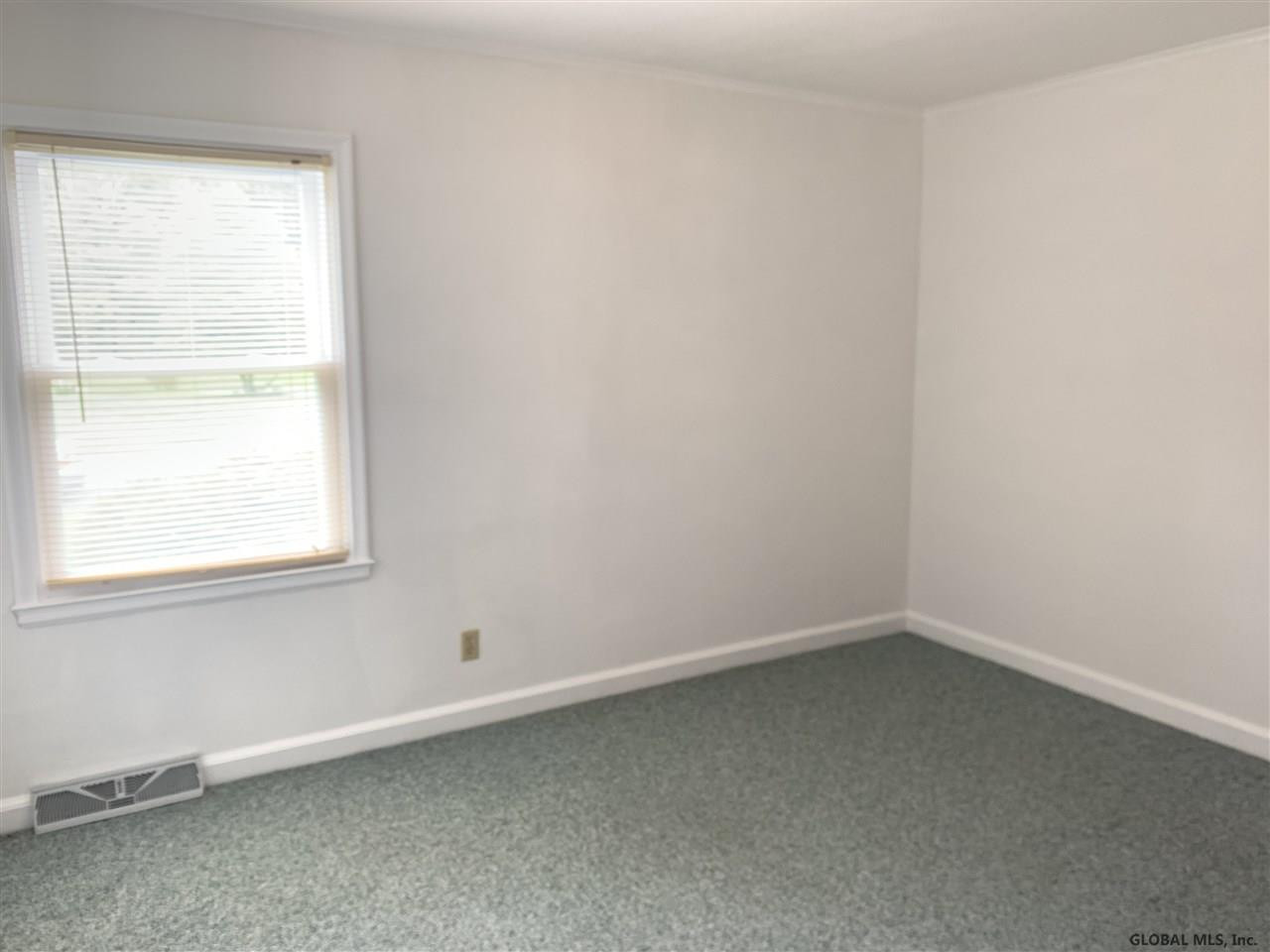 42 New Shaker Road Colonie, NY 12205 - Photo 8 of 18 Photo 8