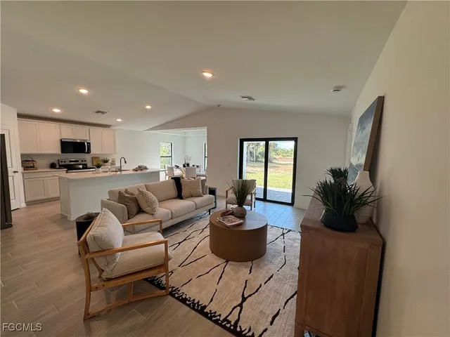 $309,990 | 5097 Peachtree Circle, LaBelle, FL 33935