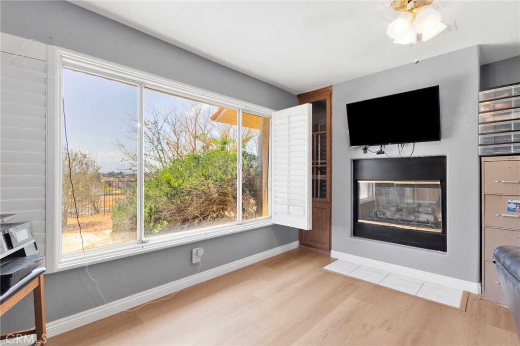20430 Rancherias Road Apple Valley, CA 92307 - Photo 37 of 72 Bonus Room/ Office/ Den
