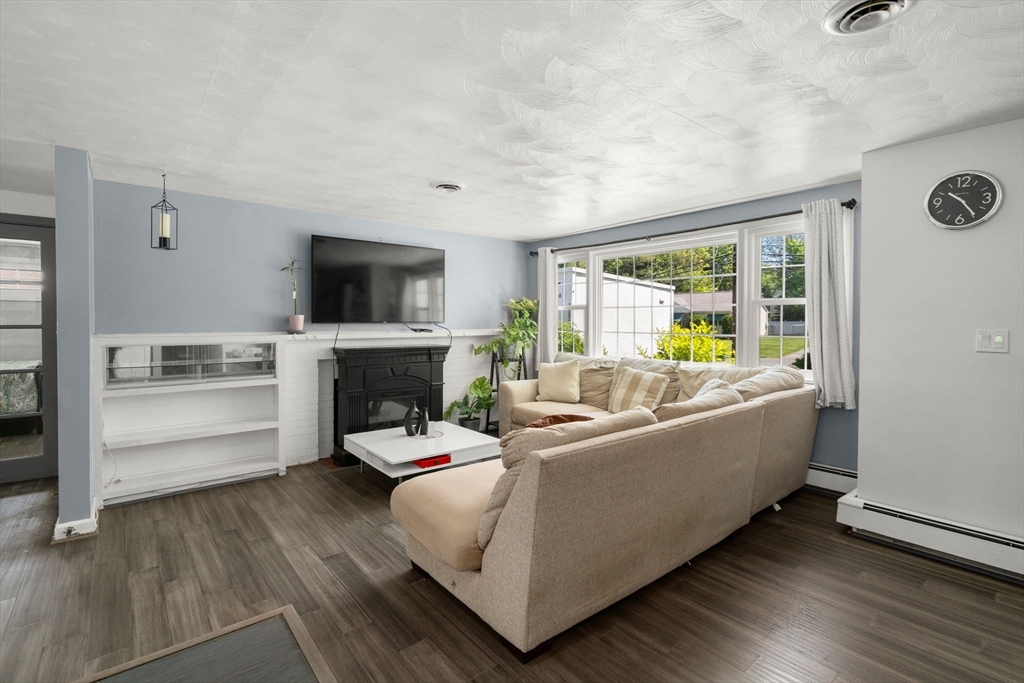 22 Wethersfield Road Natick, MA 01760 - Photo 14 of 38