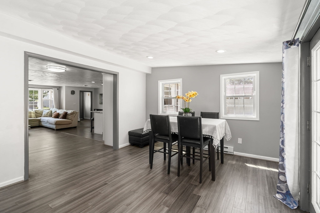 22 Wethersfield Road Natick, MA 01760 - Photo 17 of 38