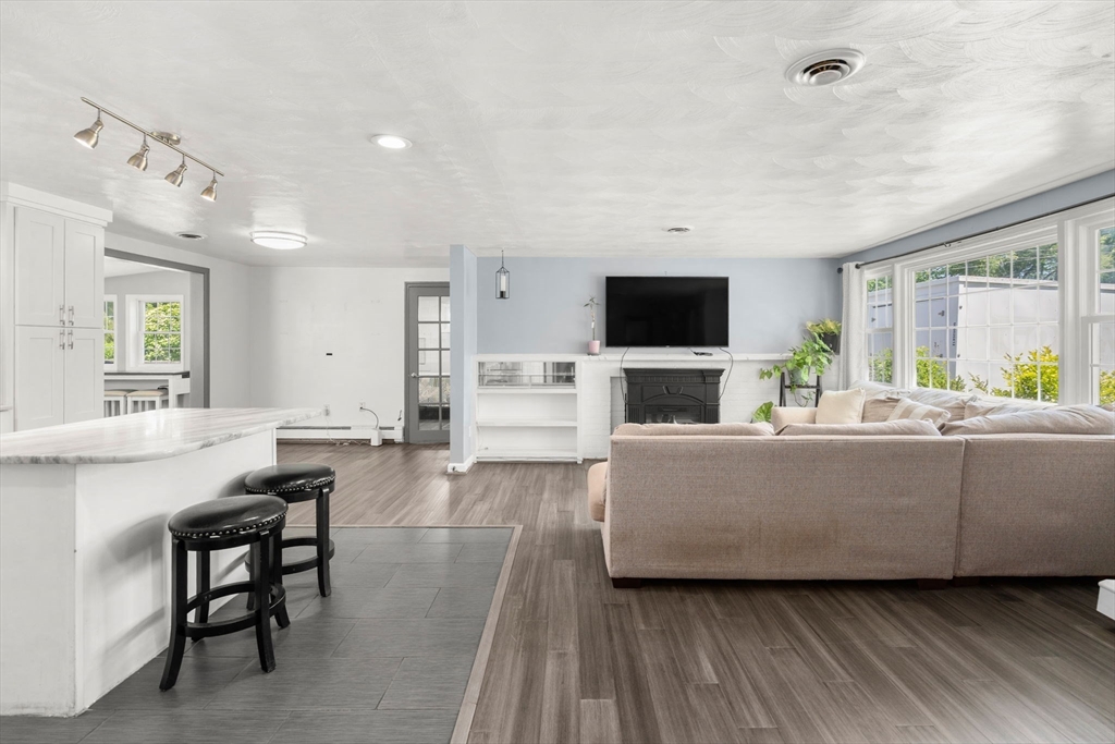 22 Wethersfield Road Natick, MA 01760 - Photo 20 of 38