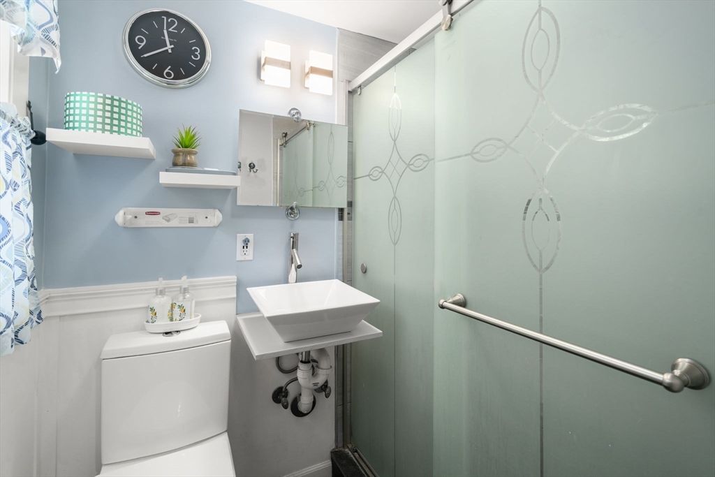 22 Wethersfield Road Natick, MA 01760 - Photo 29 of 38