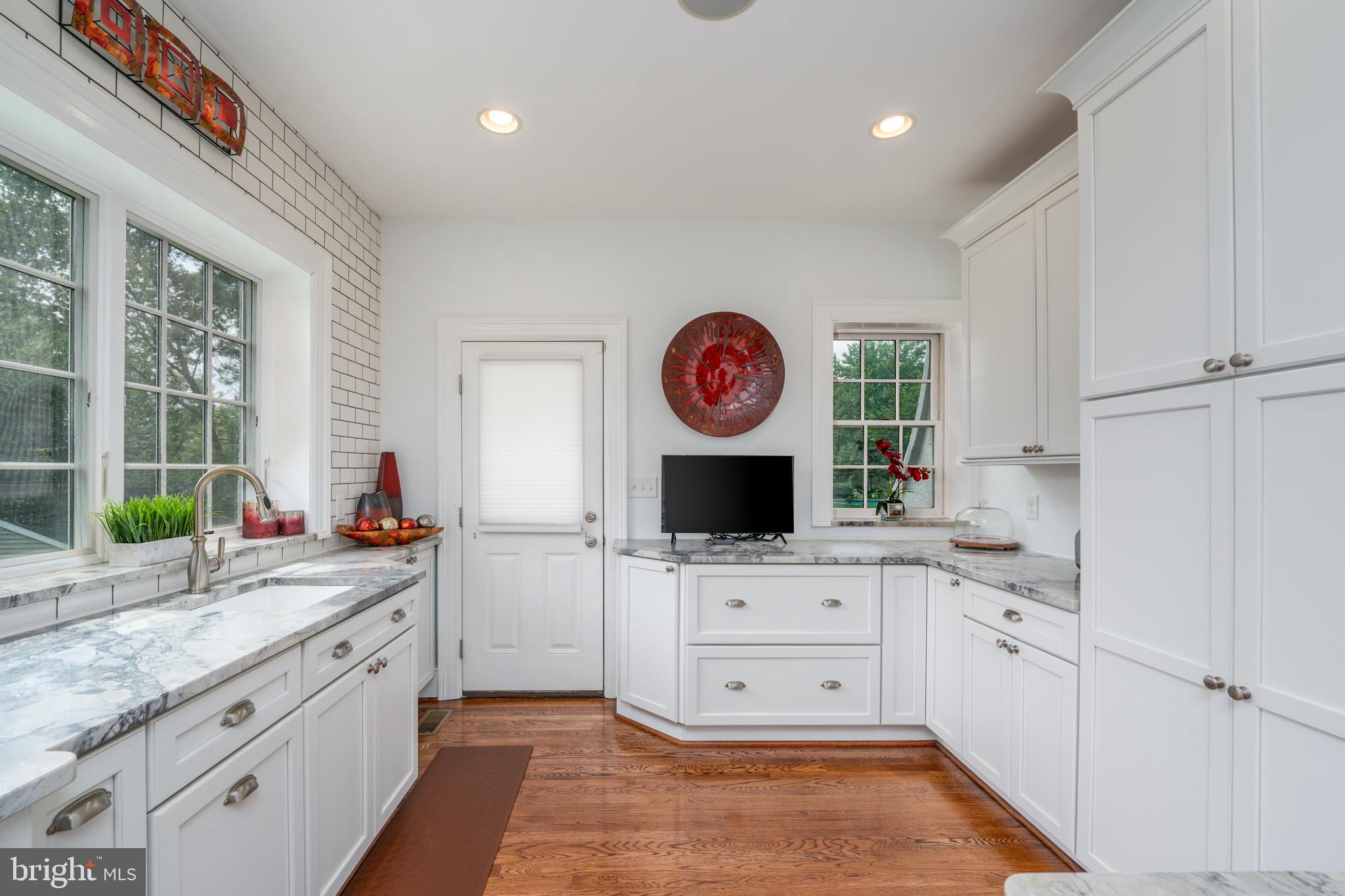 4102 Underwood Road Baltimore, MD 21218 - Photo 11 of 59 Kitchen