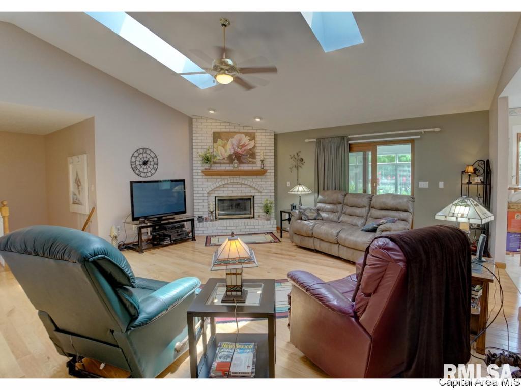 3912 Stone Bridge Road Springfield, IL 62711 - Photo 8 of 36