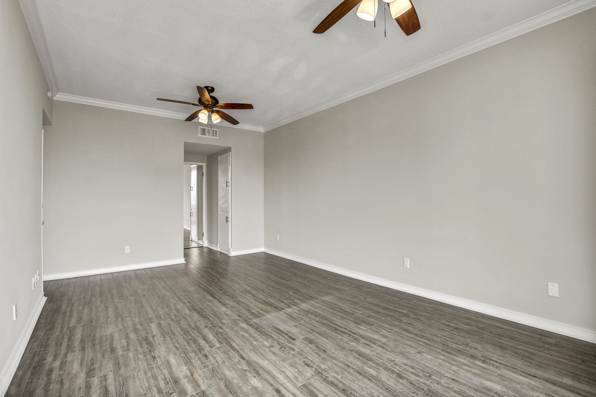1801 Lavaca Street, Unit 5F Austin, TX 78701 - Photo 17 of 37