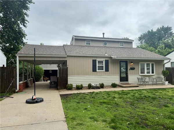 $245,000 | 1711 North Dodgion Street, Independence, MO 64050