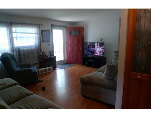 89 Groton Street Springfield, MA 01129 - Photo 4 of 8