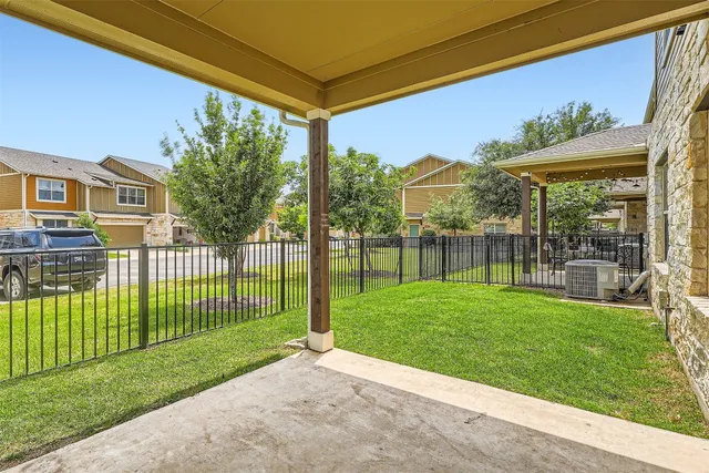 $2,300 | 516 East Slaughter Lane, Unit 1101, Austin, TX 78744