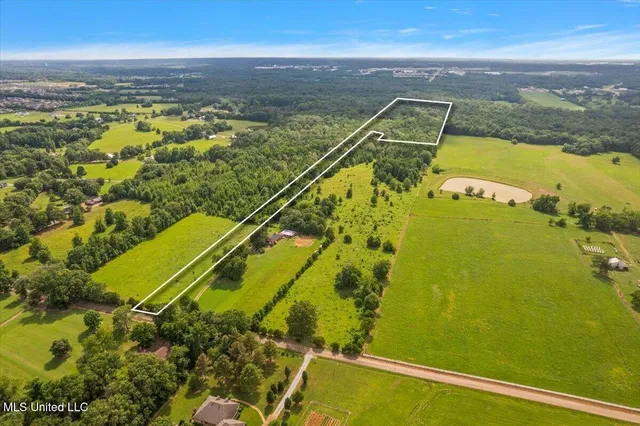 $265,000 | Smith-carr Rd Road, Canton, MS 39046
