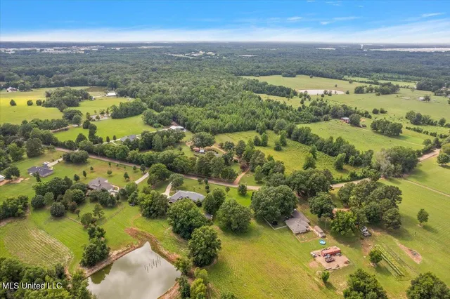 $265,000 | Smith-carr Rd Road, Canton, MS 39046
