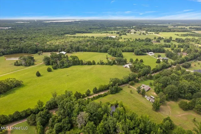 $265,000 | Smith-carr Rd Road, Canton, MS 39046