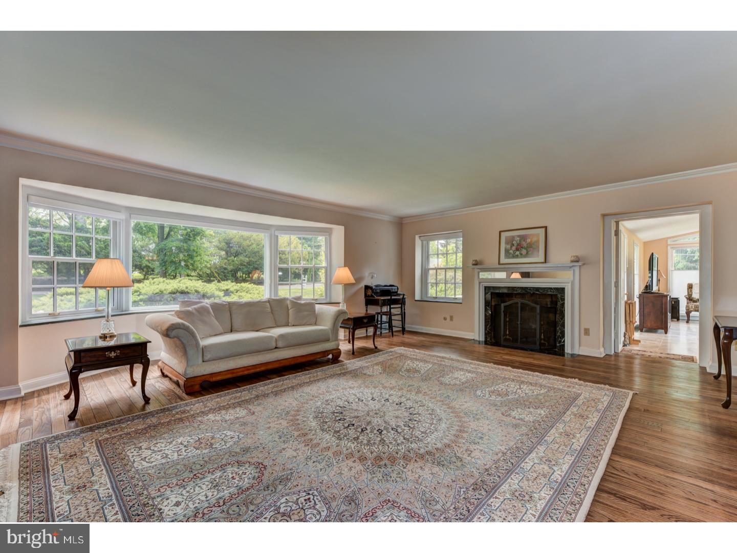 1446 Rydal Road Rydal, PA 19046 - Photo 6 of 22 Living Room