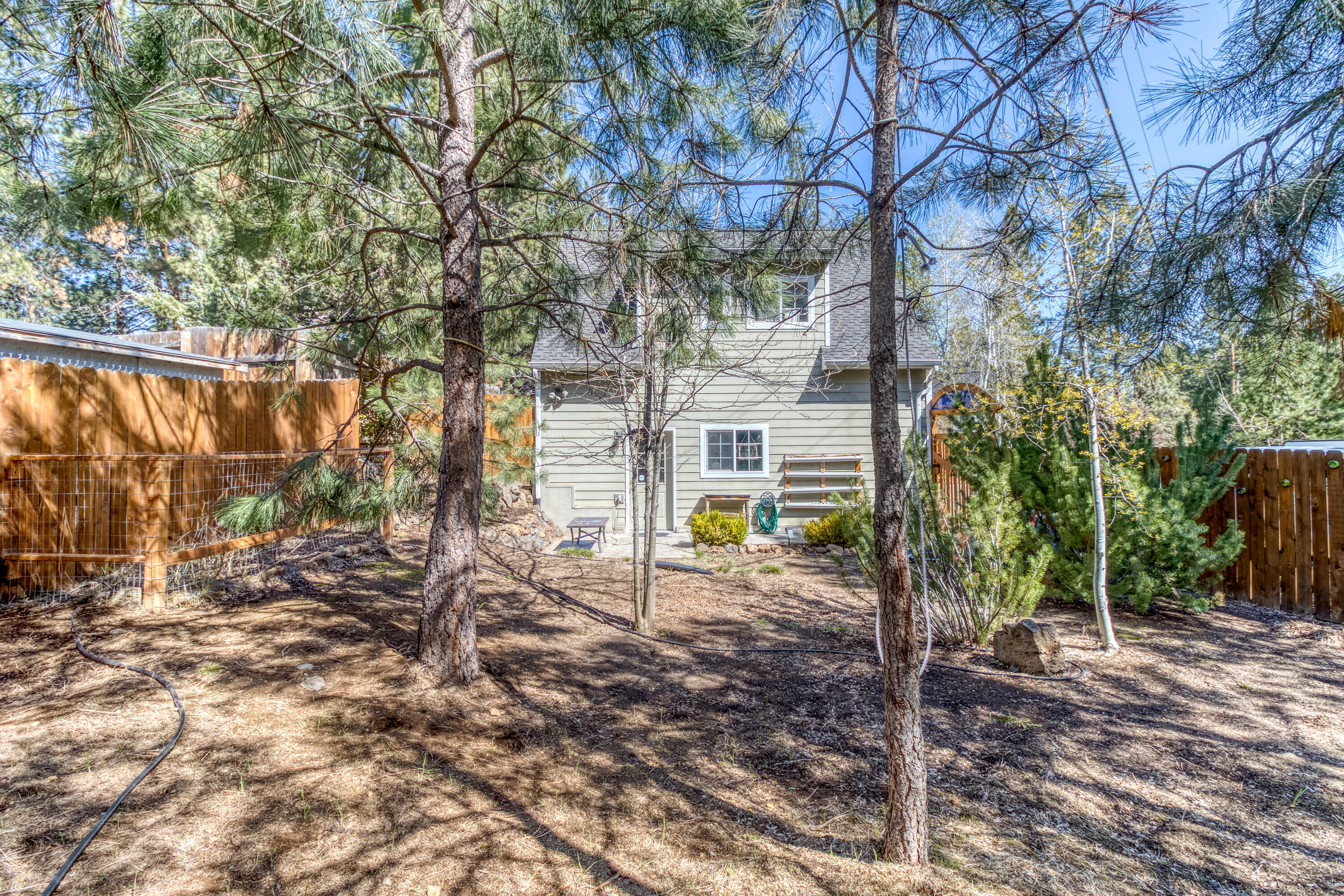 19955 Poplar Street Bend, OR 97702 - Photo 30 of 40 CREP0136