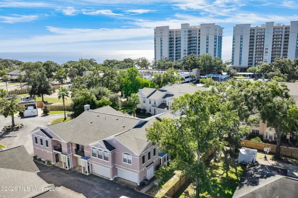 $235,900 | 2252 Beach Drive, Unit 2304, Gulfport, MS 39507