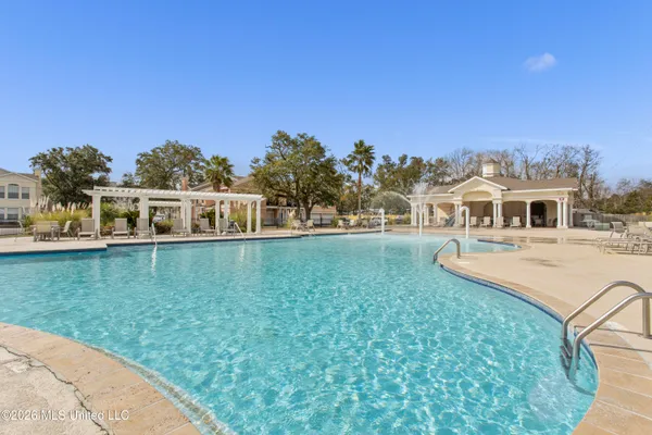 $235,900 | 2252 Beach Drive, Unit 2304, Gulfport, MS 39507